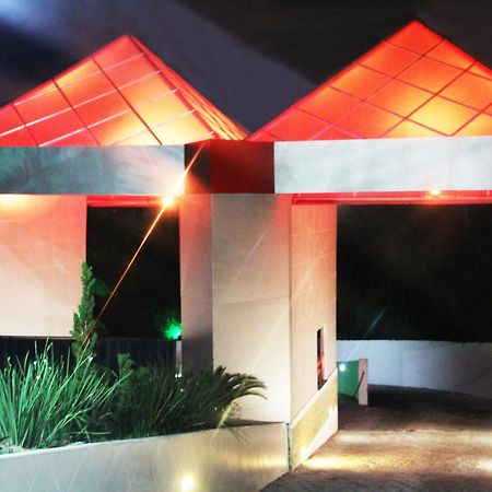 Dom Suites Motel (Adults Only) 萨尔瓦多 外观 照片