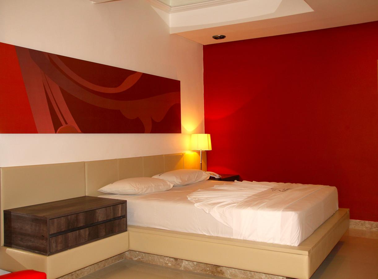Dom Suites Motel (Adults Only) 萨尔瓦多 外观 照片